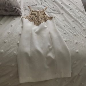 Lily Pulitzer never worn gold and white dress!